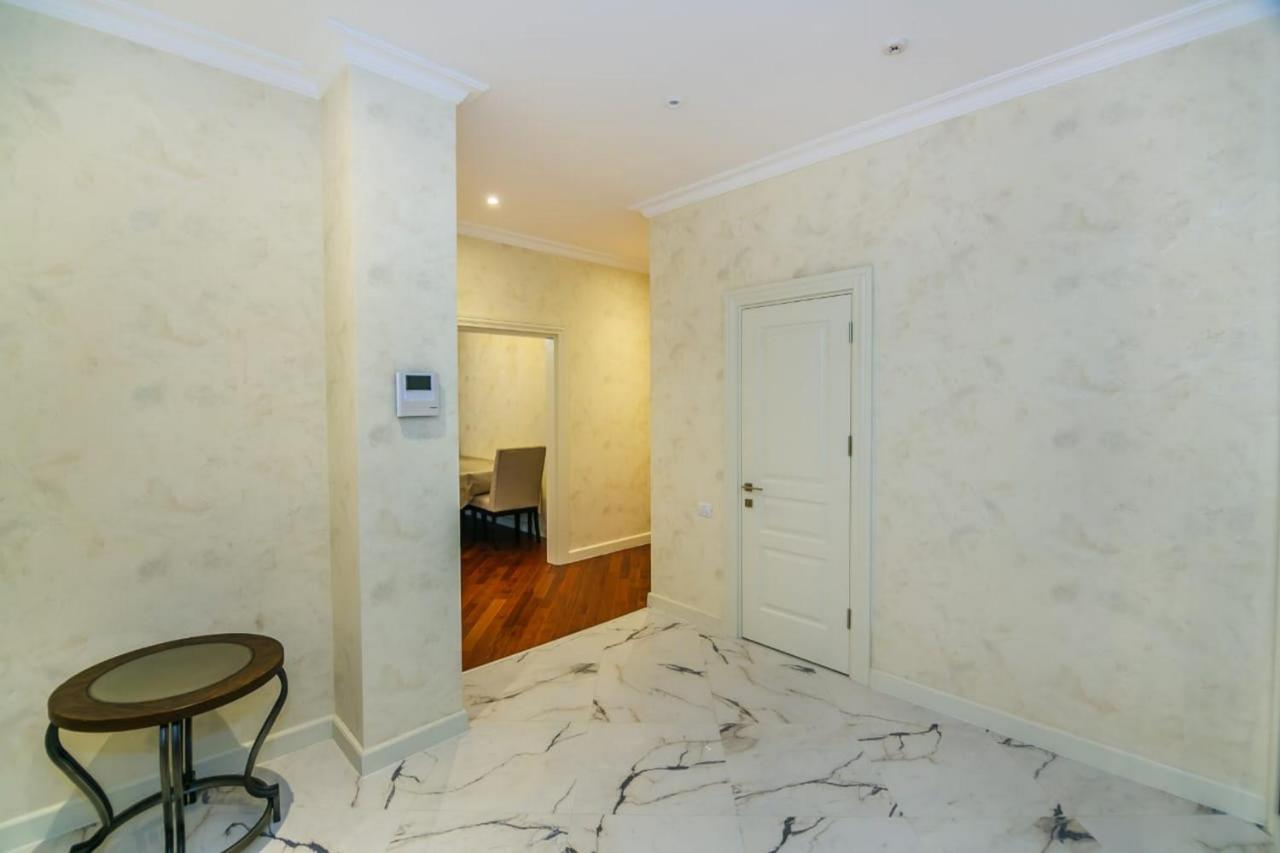 Lux Family Apartment In City Center Bakoe Buitenkant foto