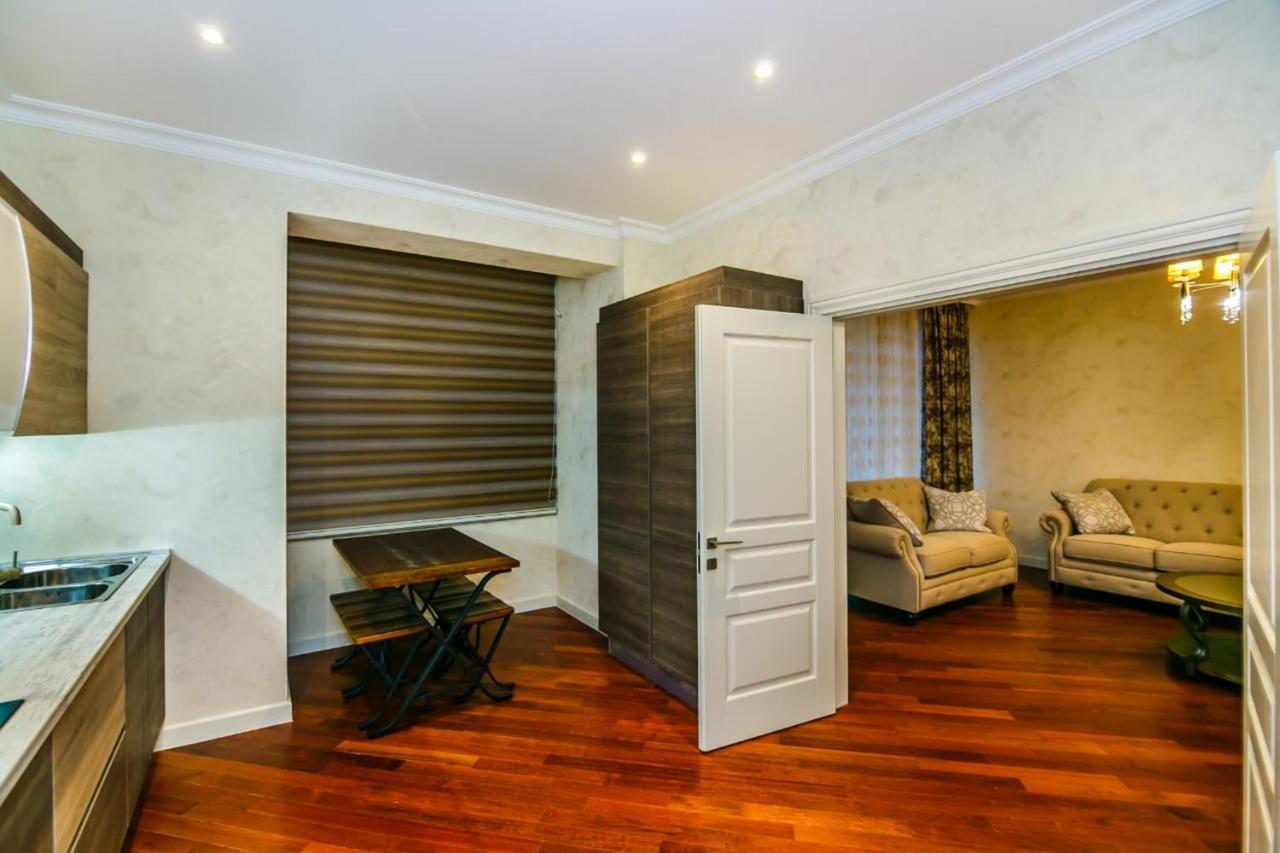 Lux Family Apartment In City Center Bakoe Buitenkant foto